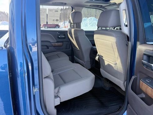 Used 2016 GMC Sierra 2500 SLT w/ Duramax Plus Package image 15