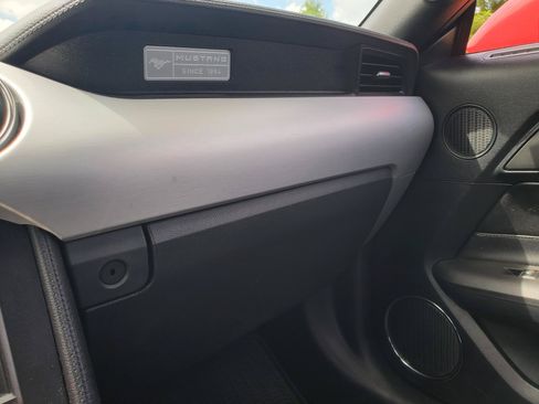 Used 2015 Ford Mustang GT Premium RWD image 33