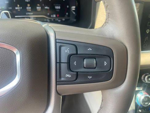 Used 2024 GMC Yukon Denali w/ Advanced Technology Package AWD/4WD image 13
