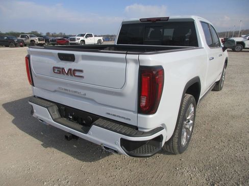 New 2026 GMC Sierra 1500 Denali w/ Denali Reserve Package AWD/4WD image 4