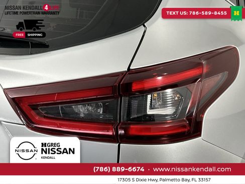 Used 2020 Nissan Rogue Sport SL image 30