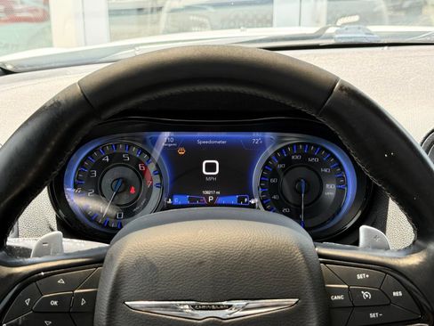 Used 2019 Chrysler 300 S w/ S Model Appearance Package RWD image 33