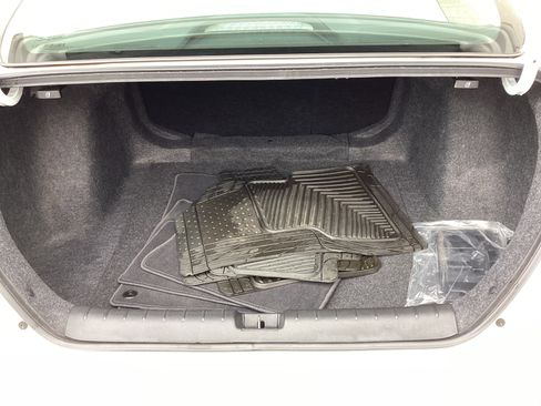 Used 2021 Honda Insight EX image 16