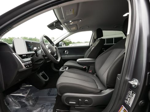 Used 2024 Hyundai Ioniq 5 SEL AWD/4WD image 34