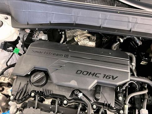 Used 2025 Hyundai Kona SEL FWD image 31