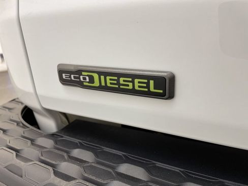 Used 2021 Jeep Gladiator Overland AWD/4WD image 10