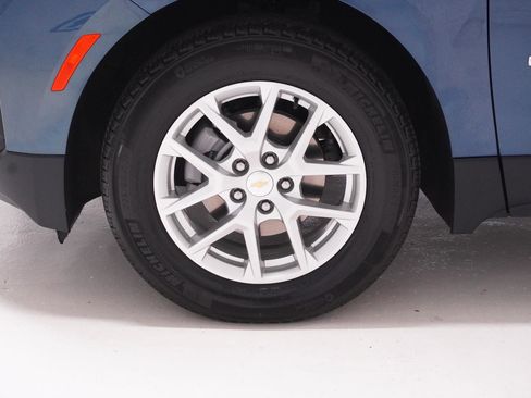 Used 2024 Chevrolet Equinox LS w/ Driver Confidence II Package image 11