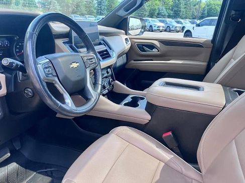 Used 2021 Chevrolet Tahoe Premier w/ Premium Package AWD/4WD image 2