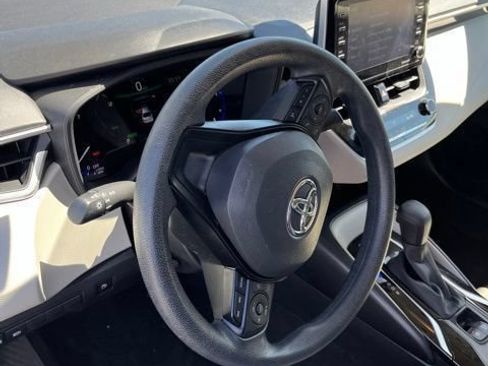 Used 2021 Toyota Corolla LE w/ Carpet Mat Package (TMS) FWD image 15