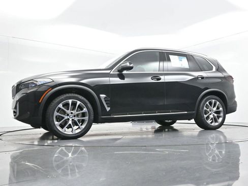 Used 2024 BMW X5 xDrive40i AWD/4WD image 52