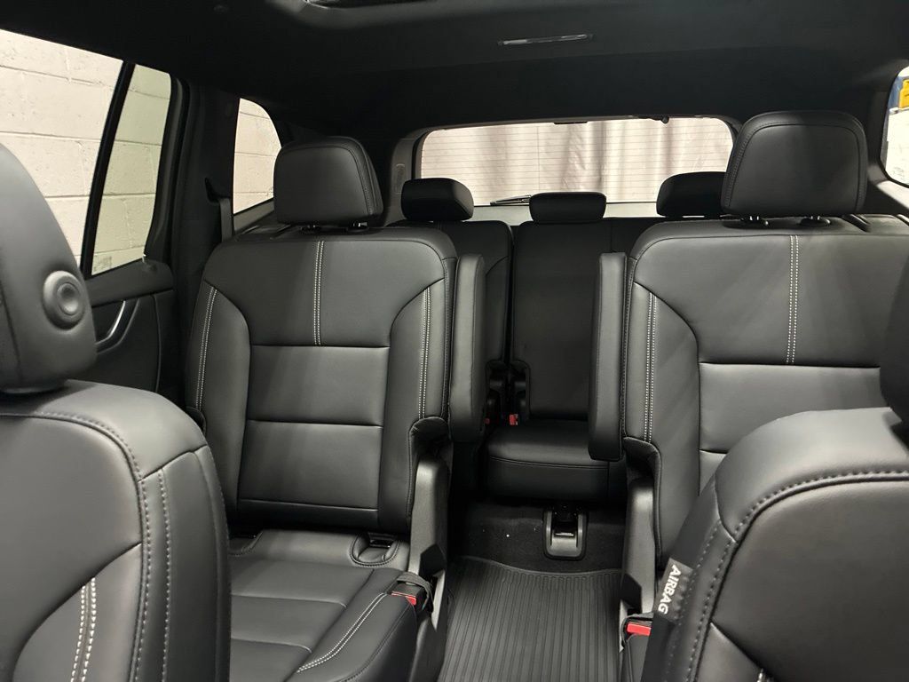 New 2027 GMC Acadia Elevation w/ Black Edition AWD/4WD image 24