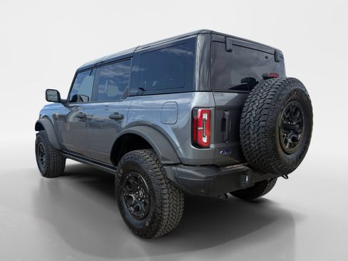 Used 2025 Ford Bronco Badlands AWD/4WD image 4