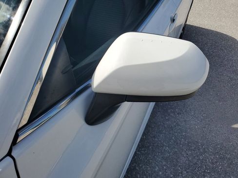 Used 2019 Toyota Camry SE image 21