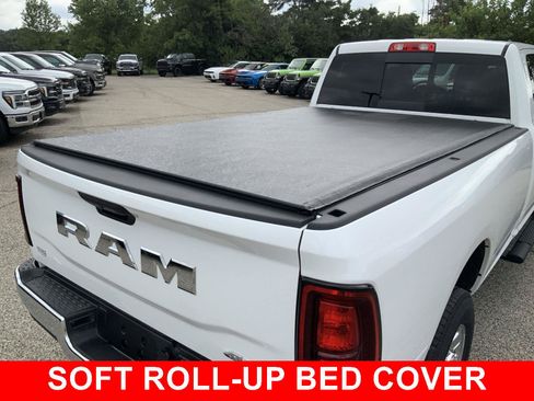 Used 2026 RAM 2500 Tradesman AWD/4WD image 16