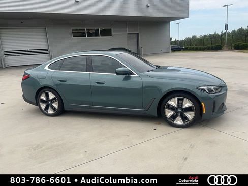 Used 2025 BMW i4 eDrive40 RWD image 1