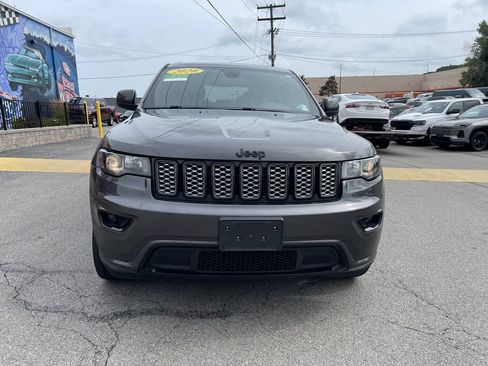 Certified 2020 Jeep Grand Cherokee Altitude AWD/4WD image 5