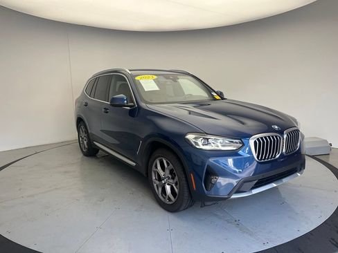 Used 2023 BMW X3 xDrive30i w/ Premium Package AWD/4WD image 2