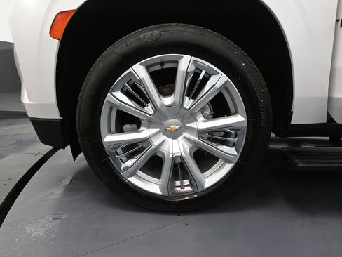 Used 2022 Chevrolet Tahoe High Country image 20