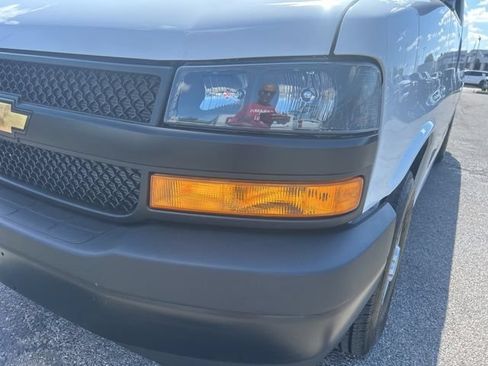 New 2026 Chevrolet Express 2500 Extended w/ Driver Convenience Package RWD image 9