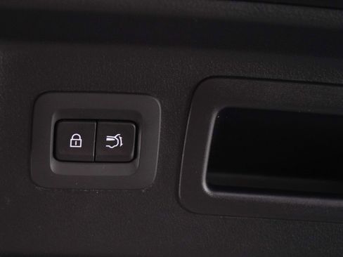 Used 2024 MAZDA CX-90 Plug-In Hybrid w/ Preferred AWD/4WD image 18
