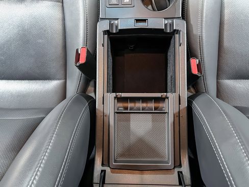 Used 2017 Subaru Outback 2.5i Limited image 30