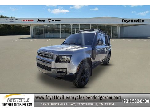 Used 2024 Land Rover Defender 130 Outbound image 7