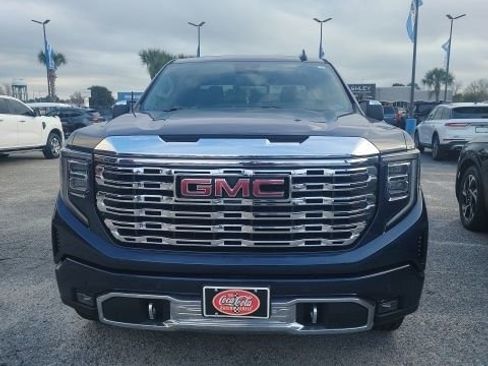 Used 2022 GMC Sierra 1500 Denali w/ Technology Package image 2