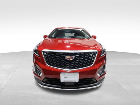 Certified 2025 Cadillac XT5 Premium Luxury w/ Technology Package AWD/4WD image 7