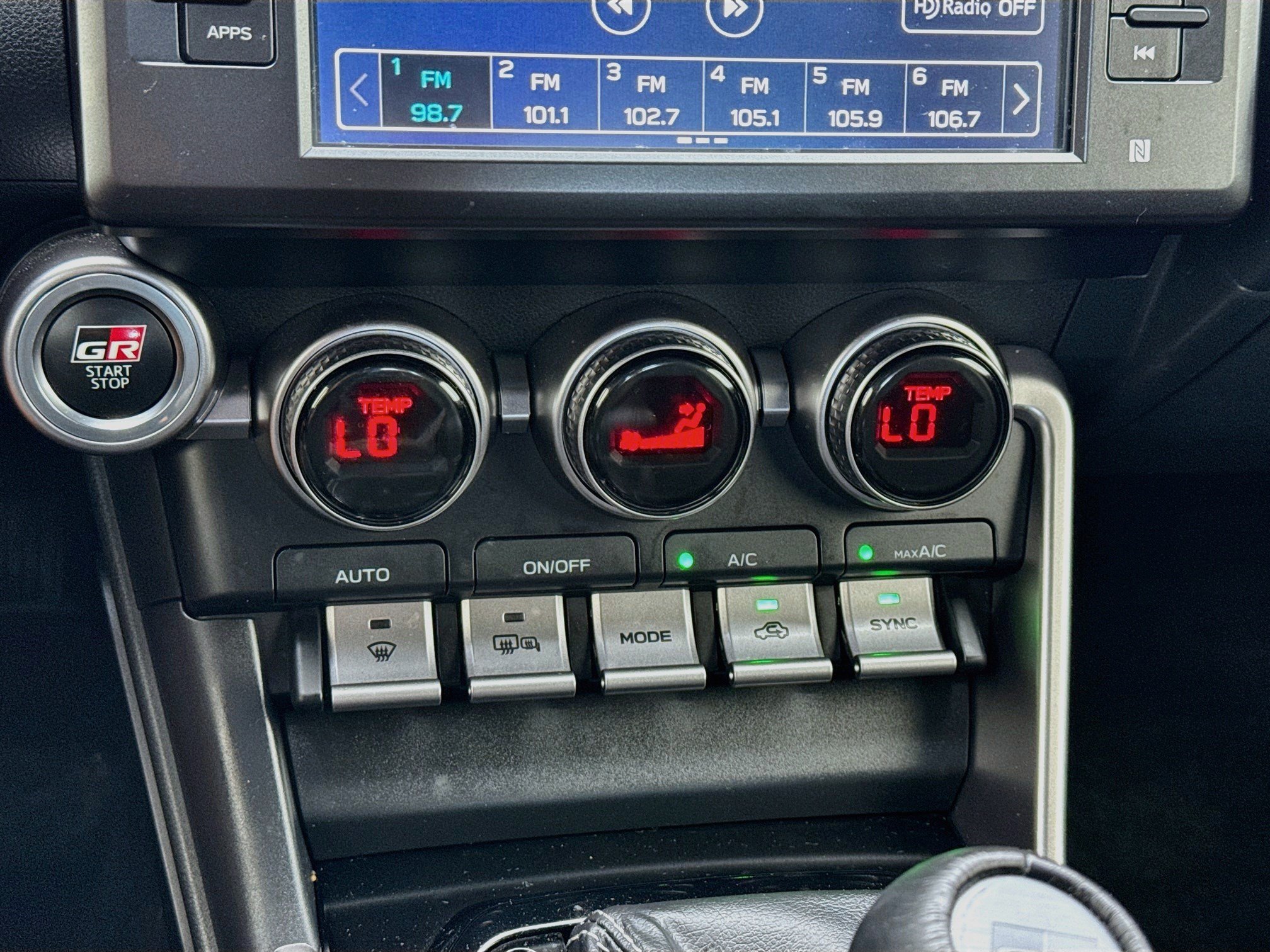 Used 2025 Toyota GR86 RWD image 12