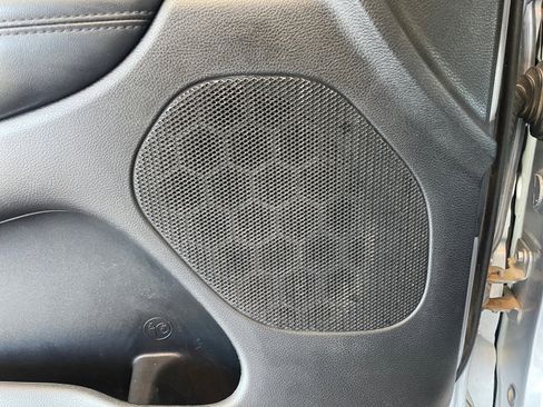 Used 2021 Jeep Grand Cherokee Laredo X image 27