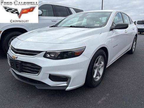 Used 2017 Chevrolet Malibu LS FWD image 1