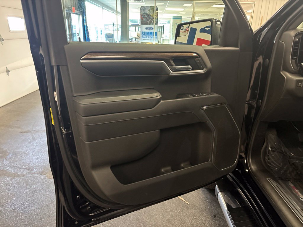 Used 2022 Chevrolet Silverado 1500 RST AWD/4WD image 20