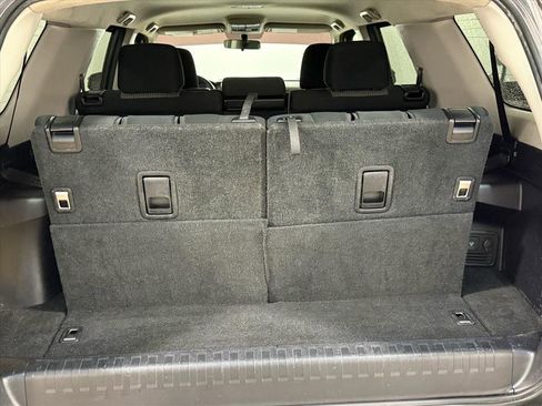 Used 2016 Toyota 4Runner SR5 image 17