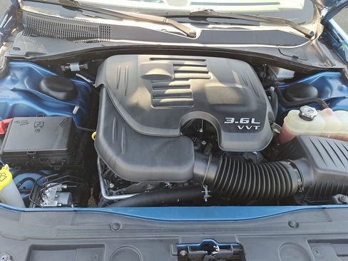Certified 2023 Chrysler 300 Touring w/ Sport Appearance Package RWD image 28