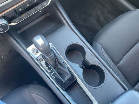 Used 2025 Nissan Altima 2.5 SV image 41