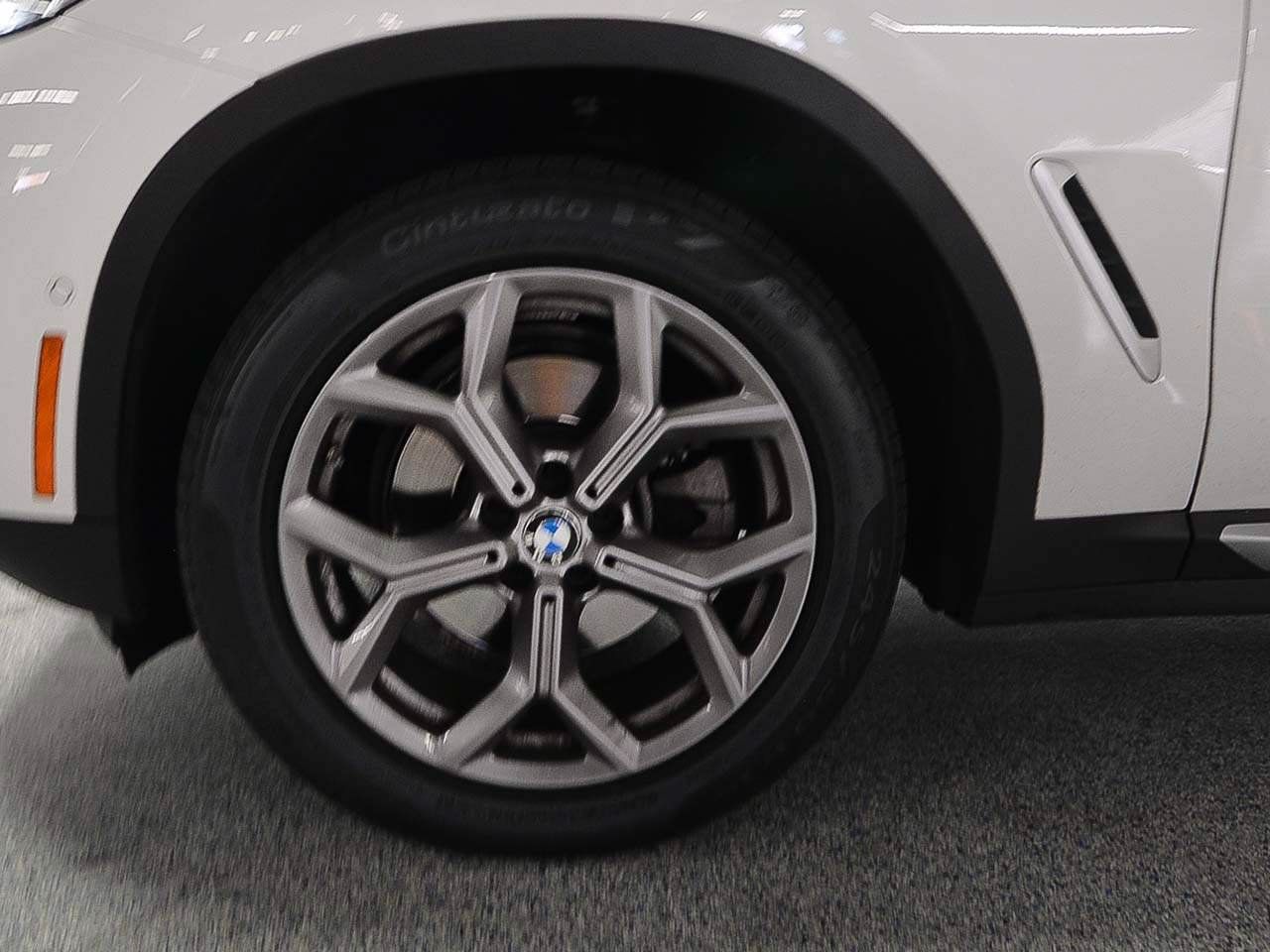 Used 2024 BMW X3 xDrive30i w/ Convenience Package w/ZPA AWD/4WD image 5