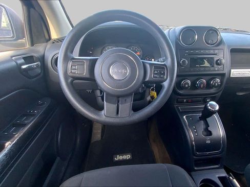 Used 2014 Jeep Compass Sport w/ Power Value Group FWD image 6