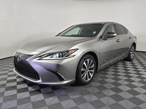 Used 2021 Lexus ES 250 AWD/4WD image 3