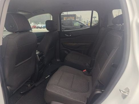 Used 2018 GMC Acadia SLE w/ Driver Alert Package I AWD/4WD image 8