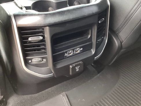 Used 2020 RAM 1500 Big Horn AWD/4WD image 20