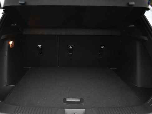 New 2026 Chevrolet Trax RS w/ Sunroof Package image 8