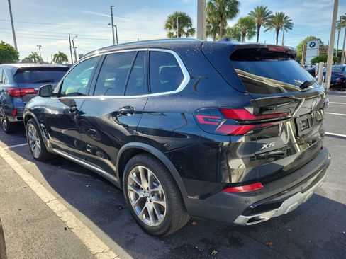 Used 2026 BMW X5 xDrive50e AWD/4WD image 4