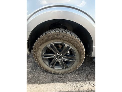 Used 2022 Ford F150 XLT w/ Equipment Group 302A High AWD/4WD image 5