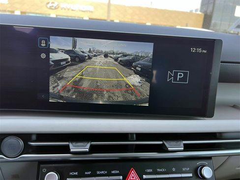 Certified 2025 Hyundai Tucson SE image 23