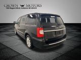 Used 2014 Chrysler Town & Country Touring image 4