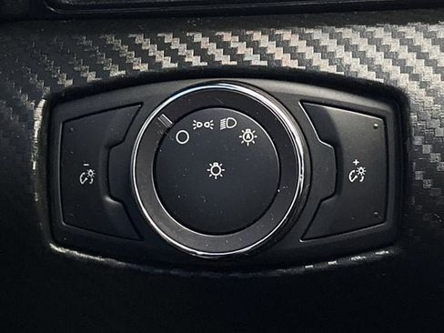 Used 2019 Ford Mustang Coupe image 22