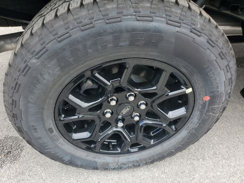 New 2026 Ford F150 XLT w/ Equipment Group 302A MID image 8