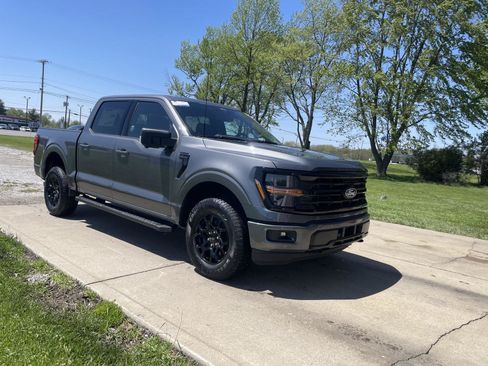 New 2026 Ford F150 XLT w/ Equipment Group 302A MID AWD/4WD image 8