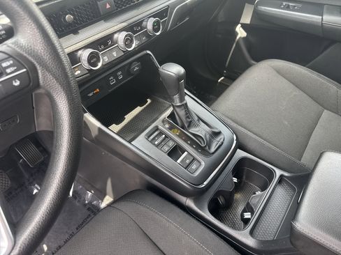 Used 2023 Honda CR-V EX image 14
