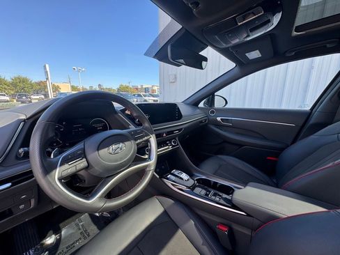 Used 2023 Hyundai Sonata SEL Plus w/ Preferred Accessory Package image 13